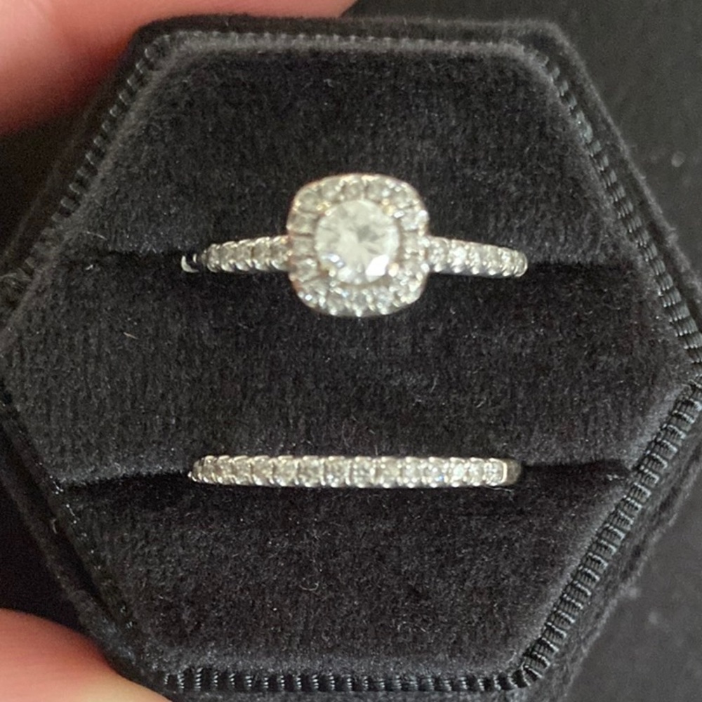 Kay Jewelers 3/8 Carat White Gold Wedding Ring Set